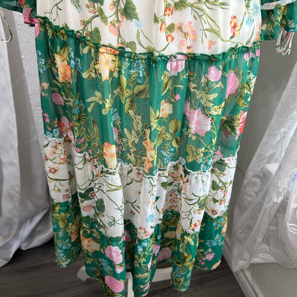 🌿 Anthropologie Fig and Flower Boho Tiered Green Floral Print Dress Size Medium - Picture 5 of 10